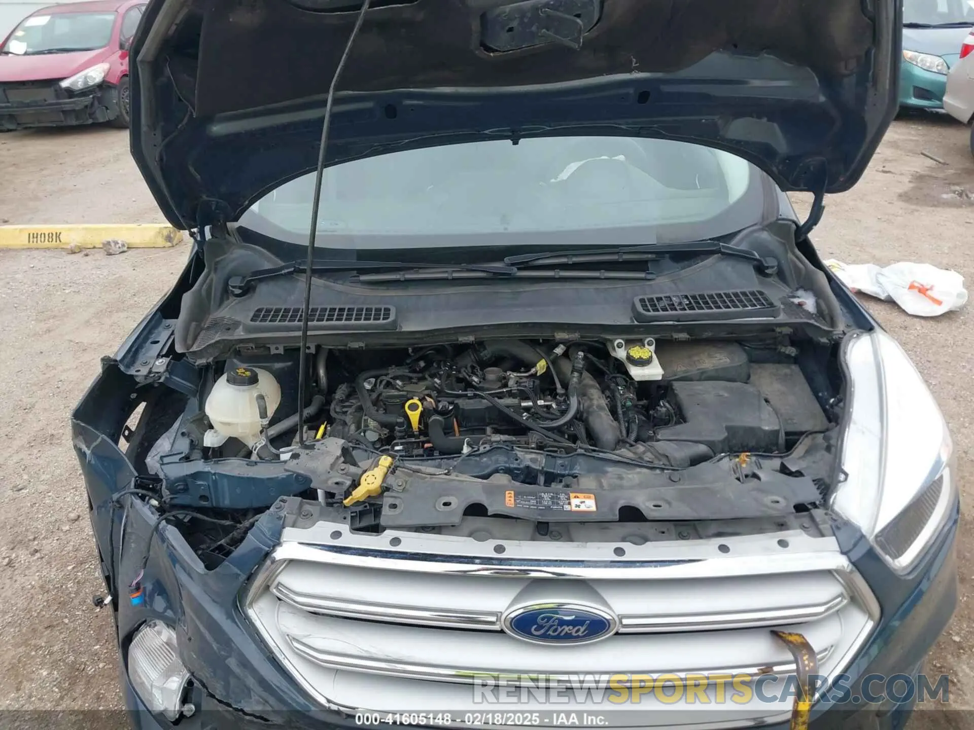 10 Photograph of a damaged car 1FMCU0GD5KUC19814 FORD ESCAPE 2019