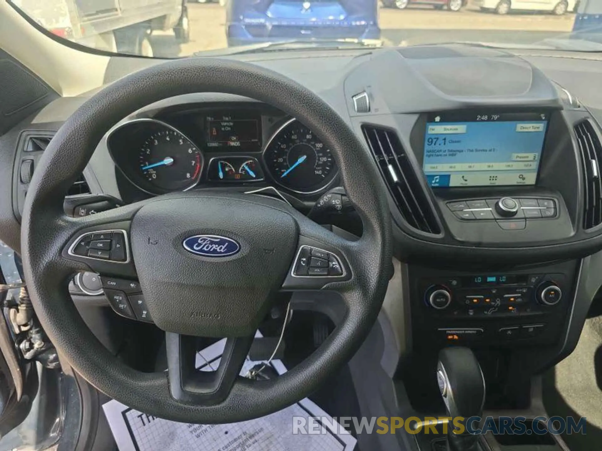17 Photograph of a damaged car 1FMCU0GD5KUC46625 FORD ESCAPE 2019