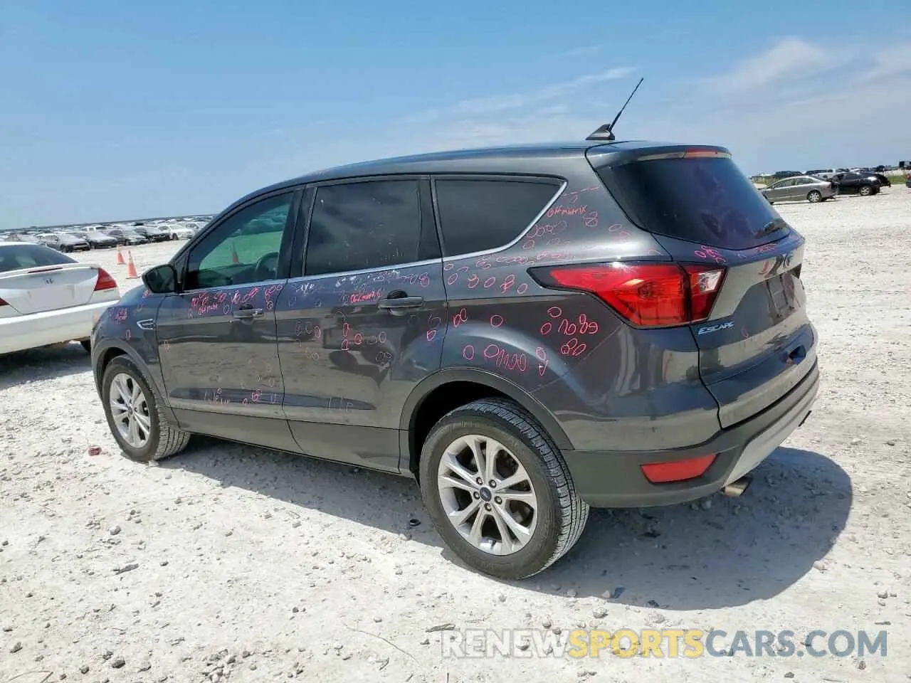 2 Photograph of a damaged car 1FMCU0GD6KUA04863 FORD ESCAPE 2019