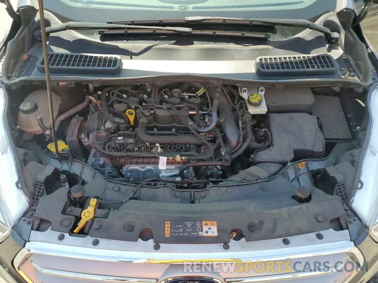 14 Photograph of a damaged car 1FMCU0GD6KUB04865 FORD ESCAPE 2019