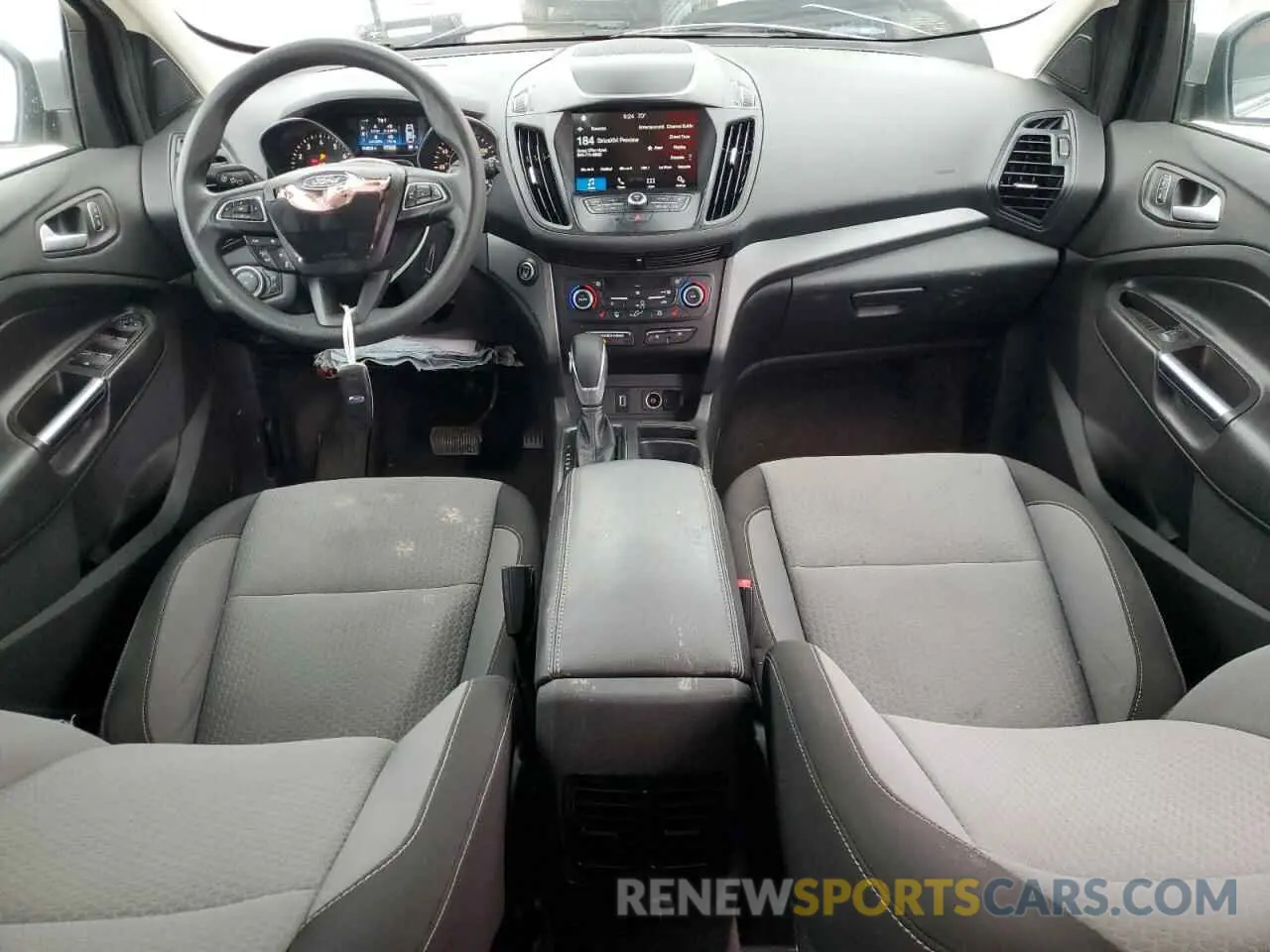 8 Photograph of a damaged car 1FMCU0GD6KUB10830 FORD ESCAPE 2019