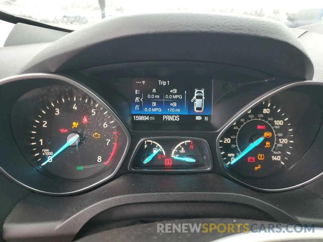 9 Photograph of a damaged car 1FMCU0GD6KUB10830 FORD ESCAPE 2019