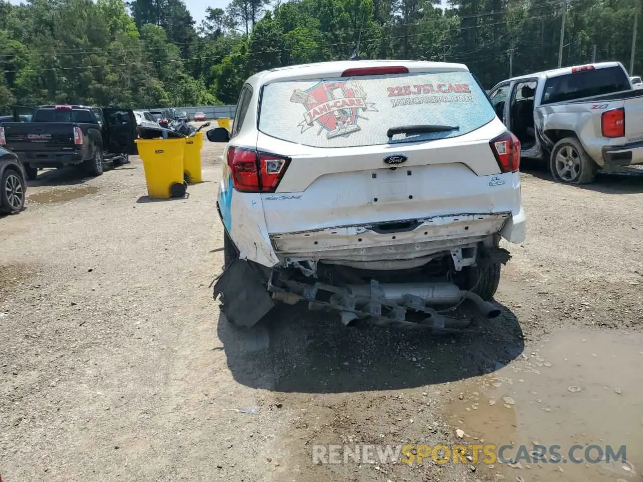 6 Photograph of a damaged car 1FMCU0GD7KUA01891 FORD ESCAPE 2019