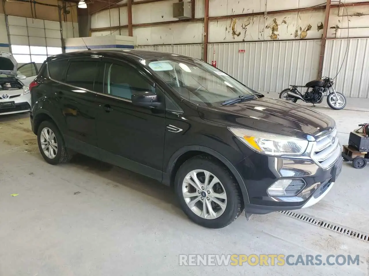 4 Photograph of a damaged car 1FMCU0GD7KUA02488 FORD ESCAPE 2019