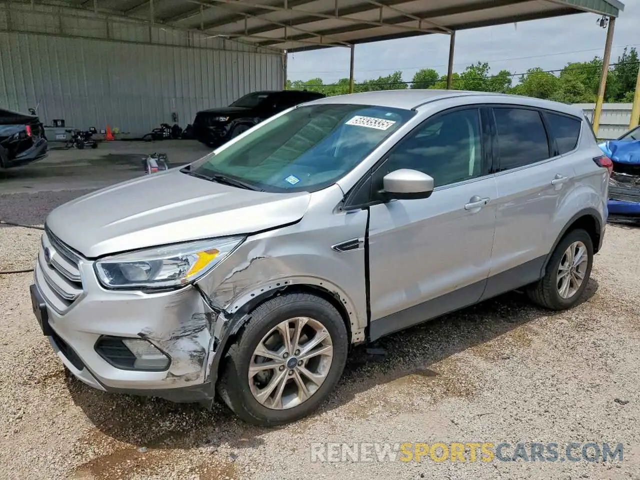 1 Photograph of a damaged car 1FMCU0GD7KUA26838 FORD ESCAPE 2019