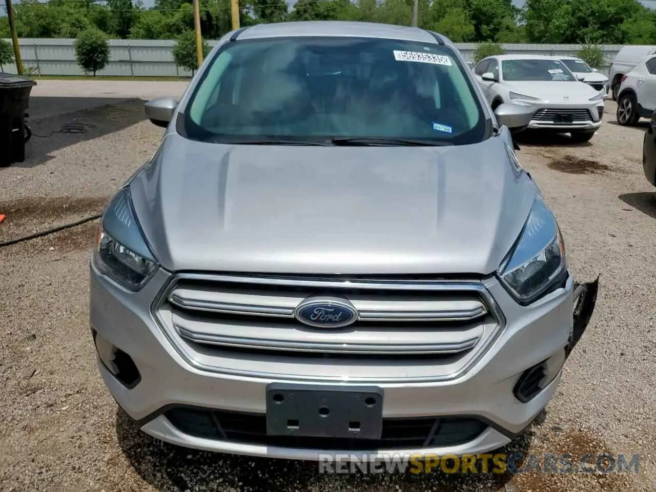 5 Photograph of a damaged car 1FMCU0GD7KUA26838 FORD ESCAPE 2019