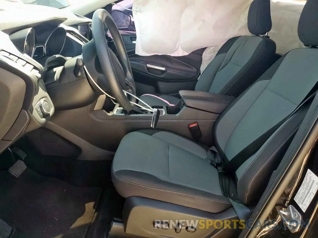 7 Photograph of a damaged car 1FMCU0GD7KUA31957 FORD ESCAPE 2019