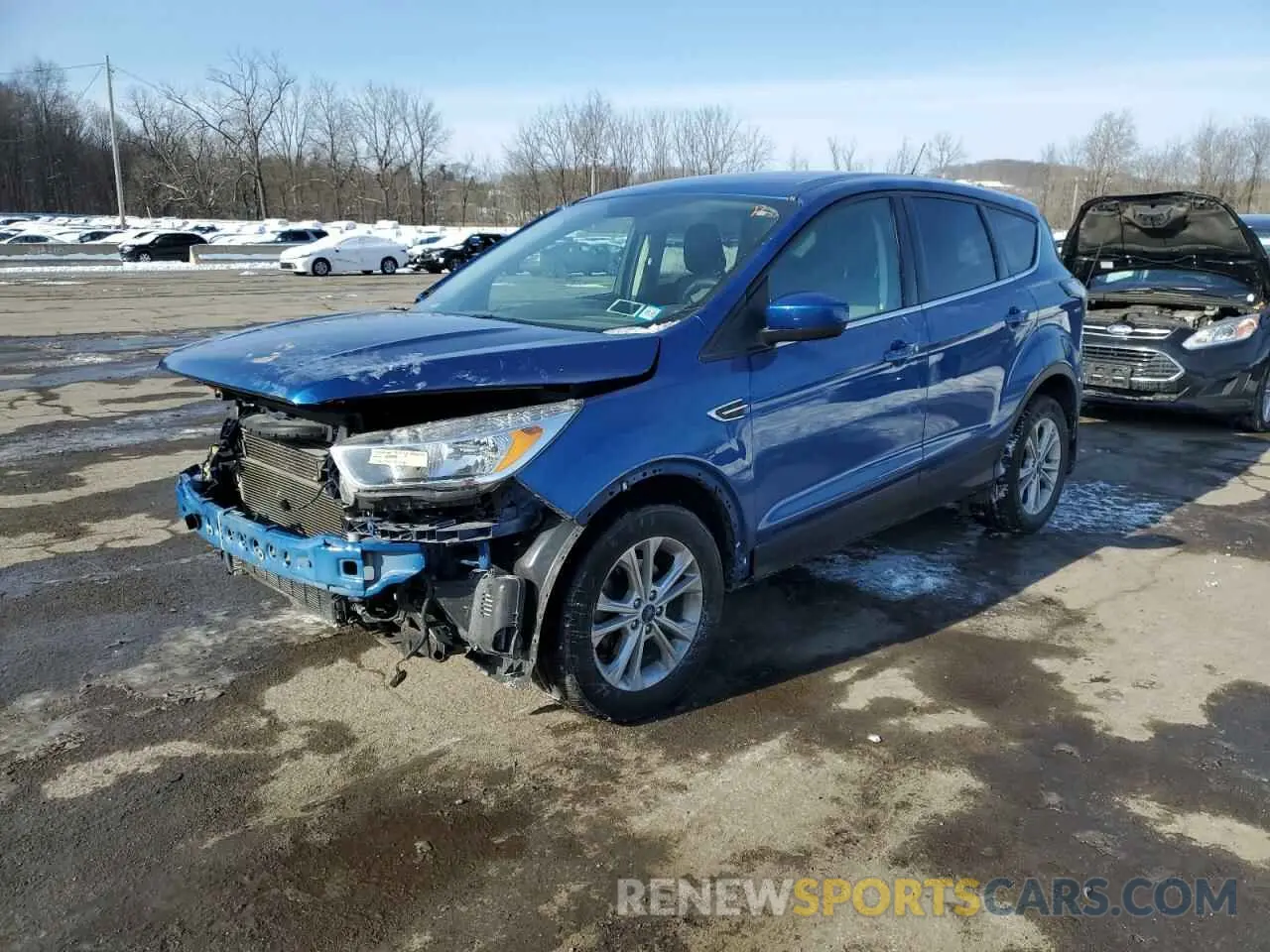 1 Photograph of a damaged car 1FMCU0GD7KUA36785 FORD ESCAPE 2019