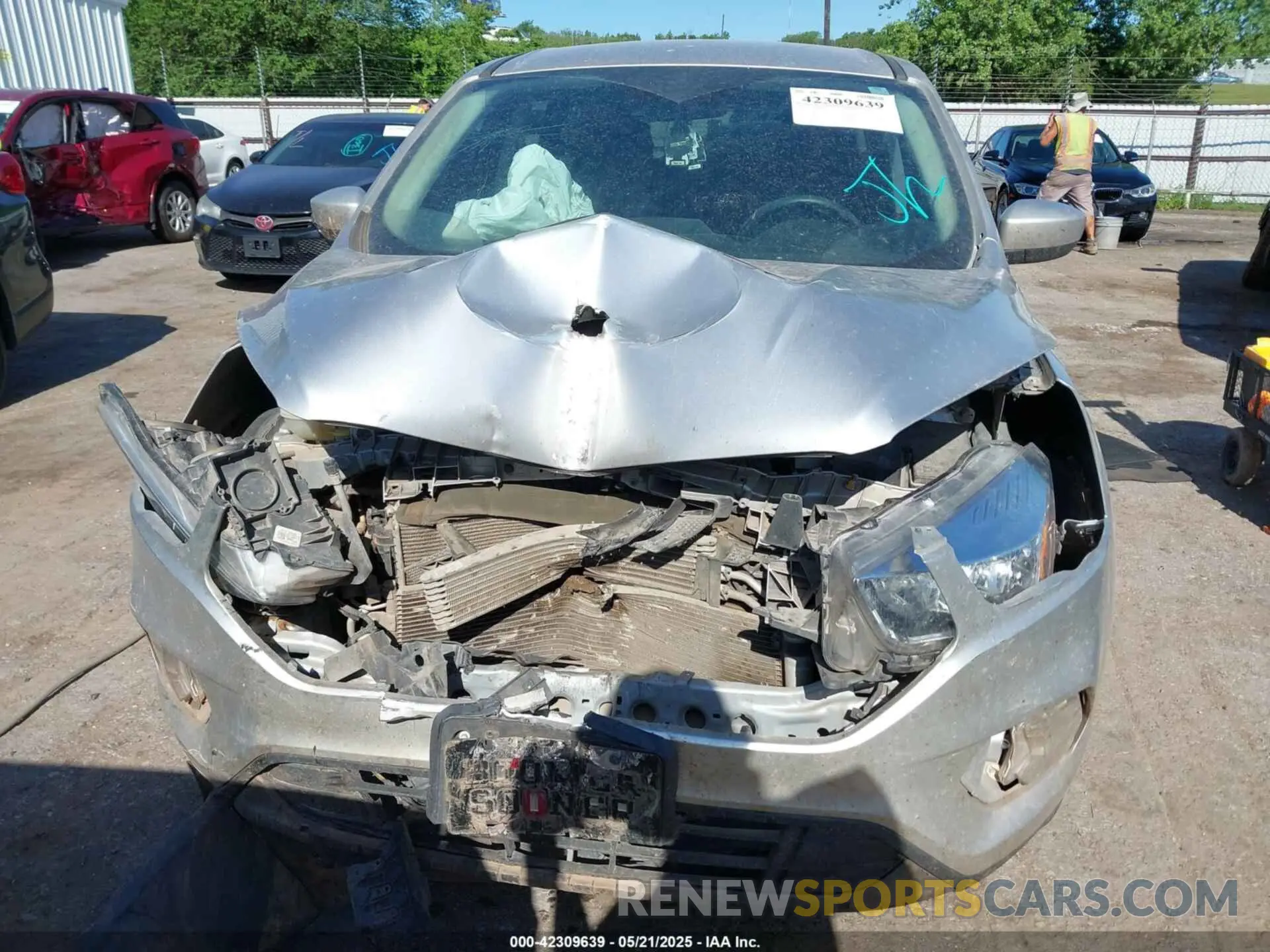 12 Photograph of a damaged car 1FMCU0GD7KUA41209 FORD ESCAPE 2019