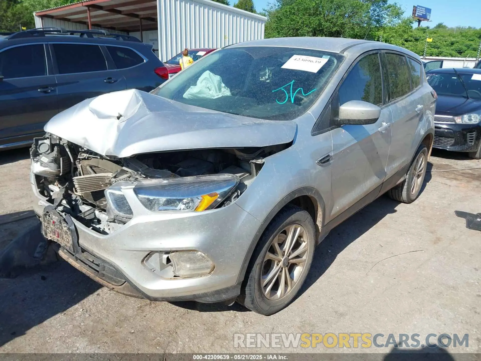 2 Photograph of a damaged car 1FMCU0GD7KUA41209 FORD ESCAPE 2019