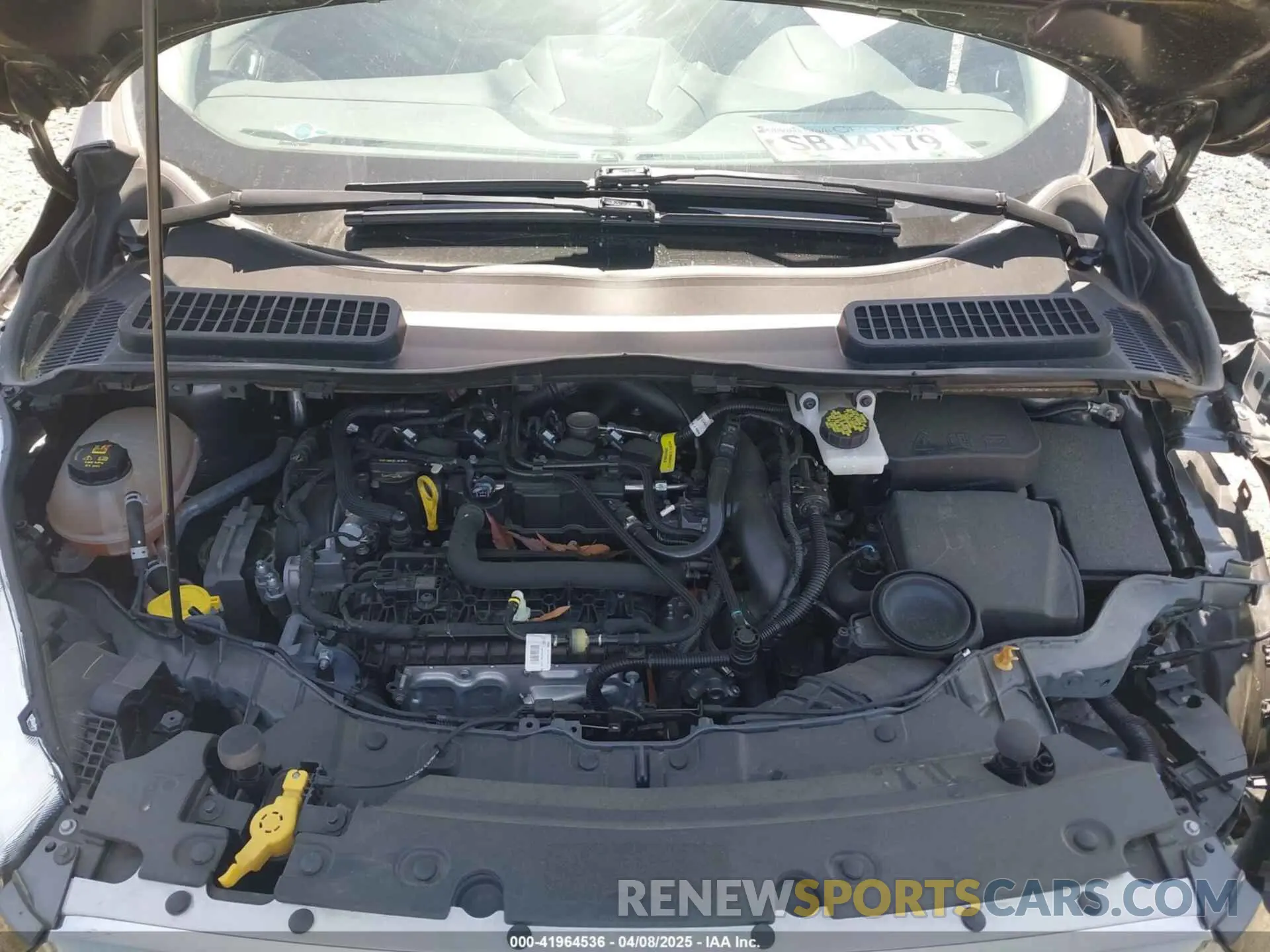 10 Photograph of a damaged car 1FMCU0GD7KUA49858 FORD ESCAPE 2019
