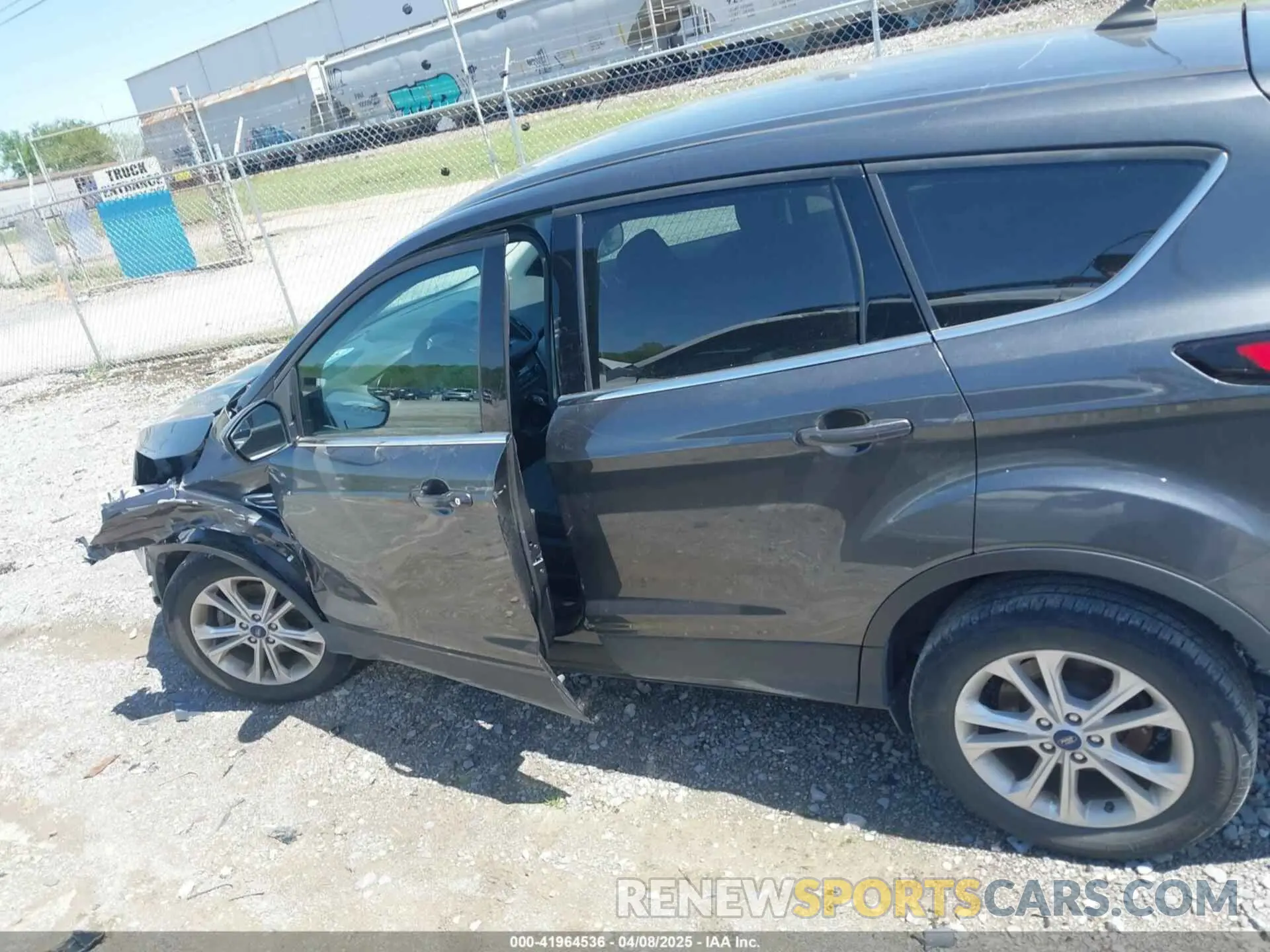 14 Photograph of a damaged car 1FMCU0GD7KUA49858 FORD ESCAPE 2019