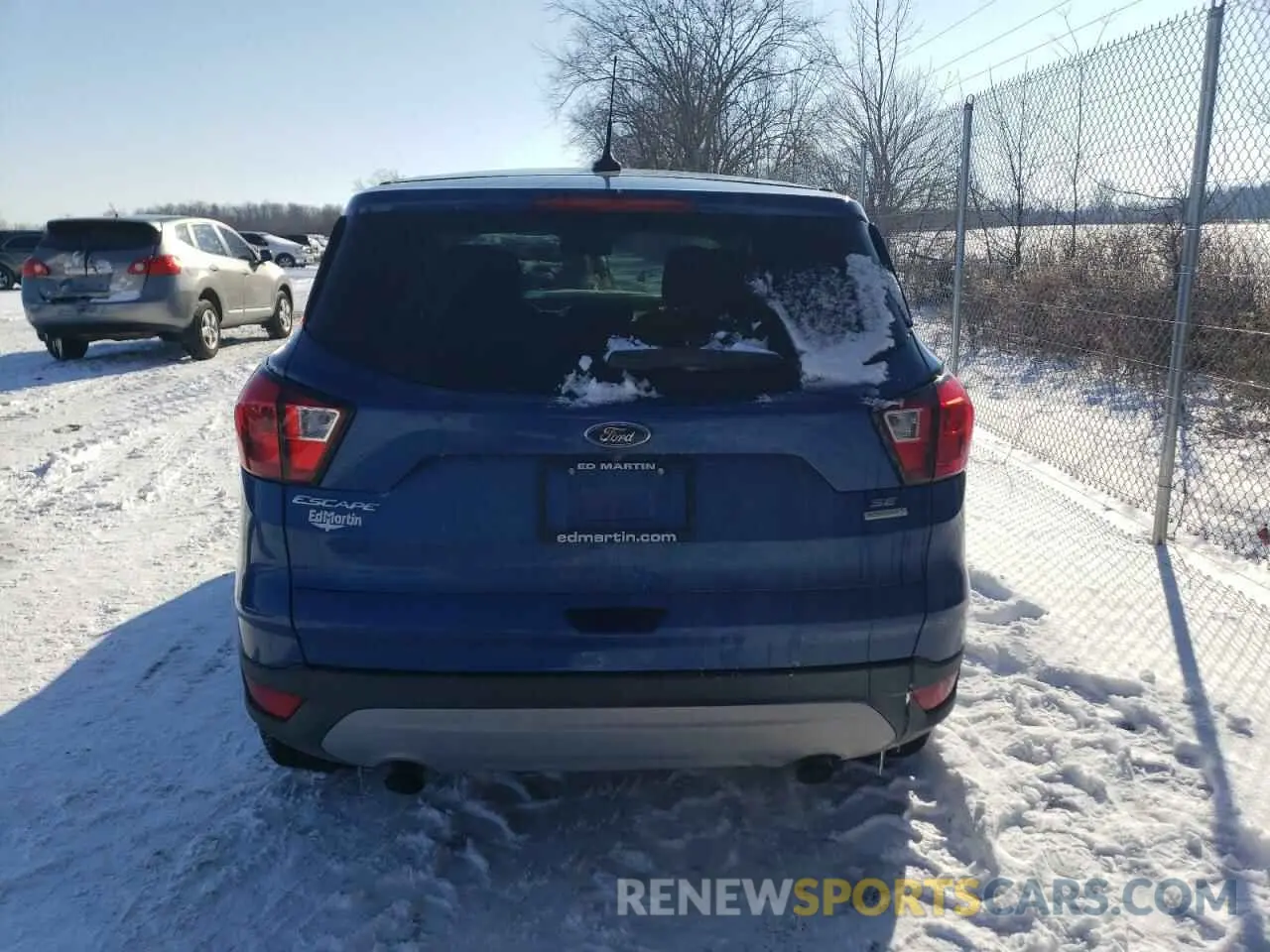 6 Photograph of a damaged car 1FMCU0GD7KUA72525 FORD ESCAPE 2019