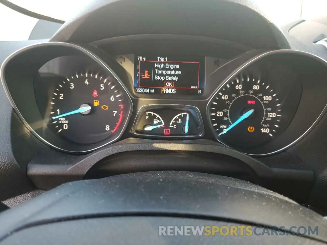 9 Photograph of a damaged car 1FMCU0GD7KUB08472 FORD ESCAPE 2019