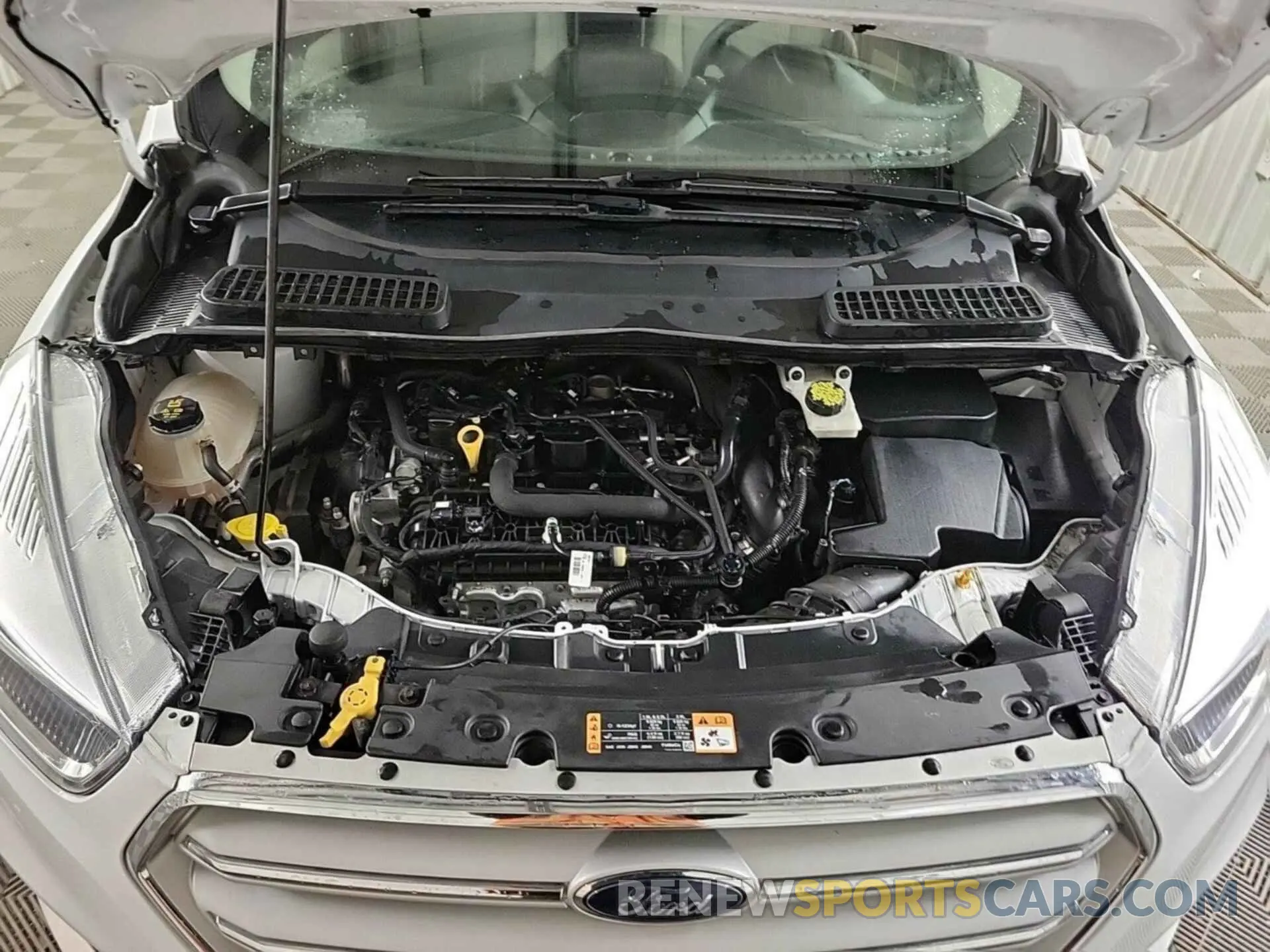 16 Photograph of a damaged car 1FMCU0GD7KUB30875 FORD ESCAPE 2019