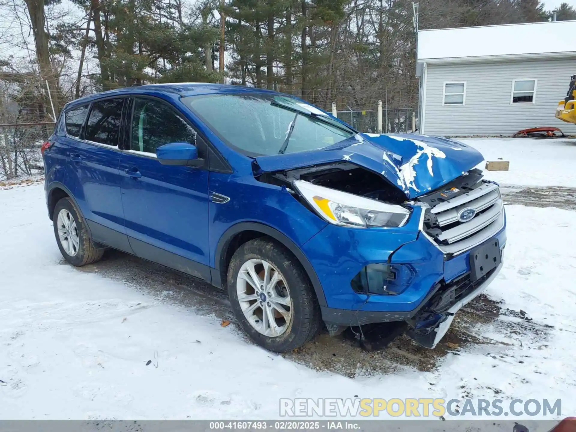 1 Photograph of a damaged car 1FMCU0GD7KUB51838 FORD ESCAPE 2019