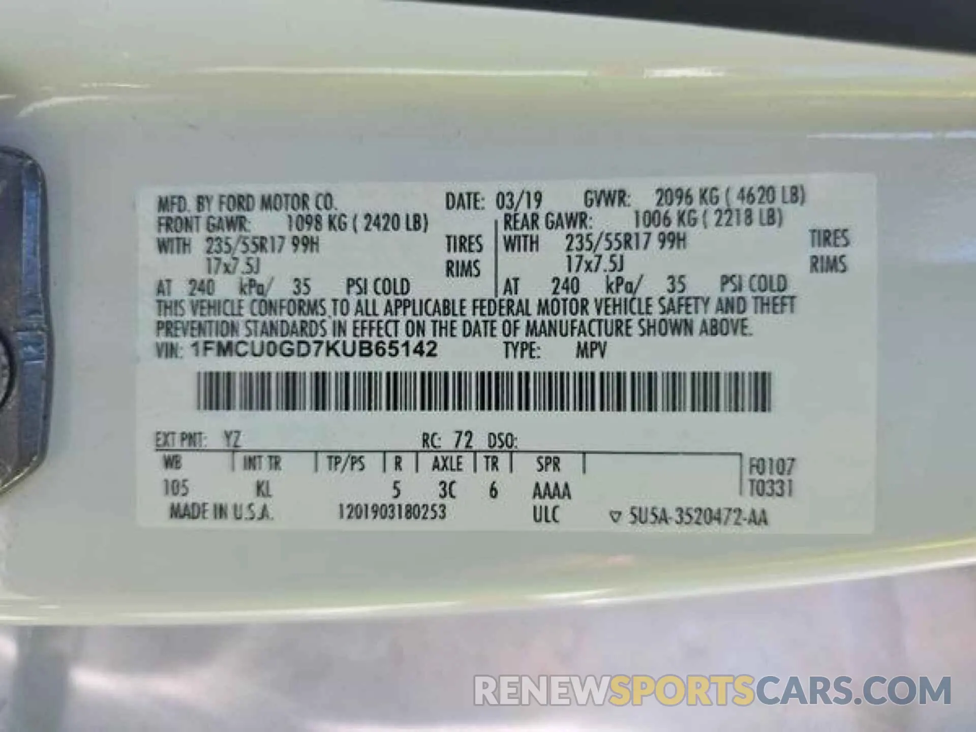 13 Photograph of a damaged car 1FMCU0GD7KUB65142 FORD ESCAPE 2019