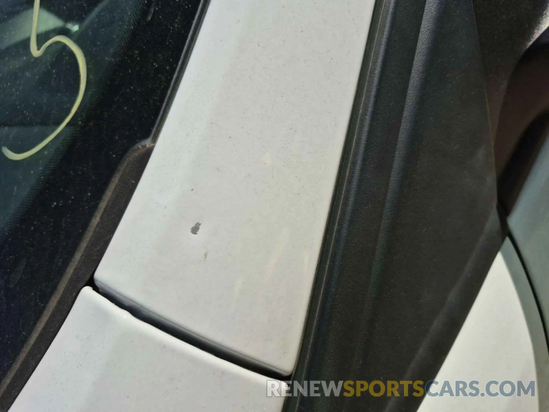 13 Photograph of a damaged car 1FMCU0GD7KUC07700 FORD ESCAPE 2019