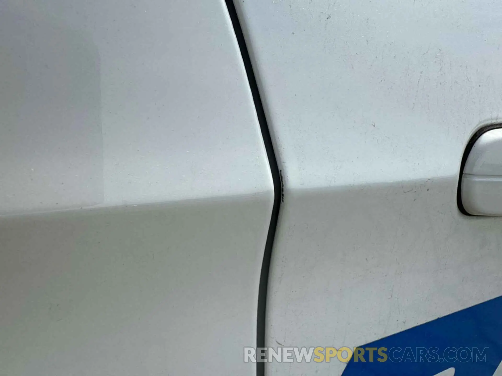 25 Photograph of a damaged car 1FMCU0GD7KUC07700 FORD ESCAPE 2019