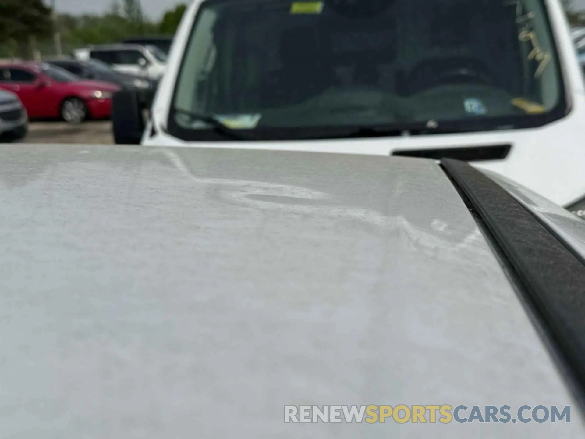 6 Photograph of a damaged car 1FMCU0GD7KUC07700 FORD ESCAPE 2019