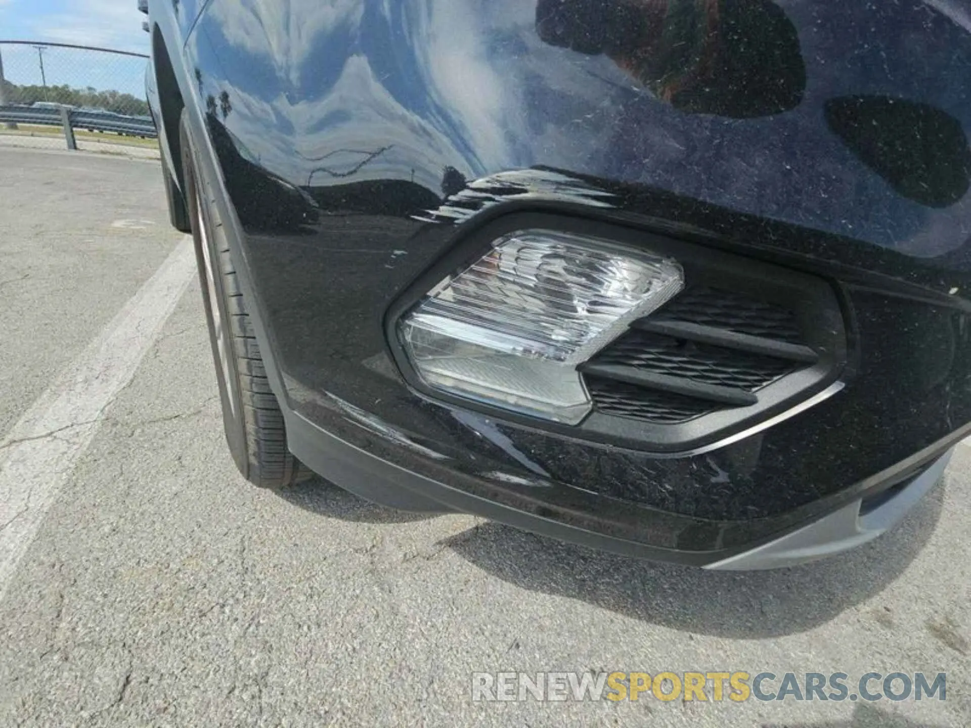 1 Photograph of a damaged car 1FMCU0GD8KUA67916 FORD ESCAPE 2019