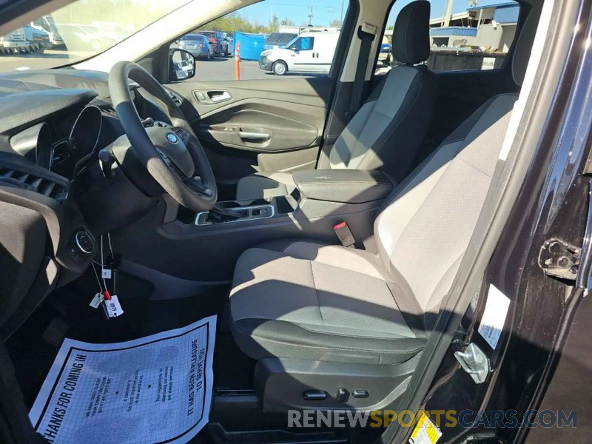 7 Photograph of a damaged car 1FMCU0GD8KUA67916 FORD ESCAPE 2019