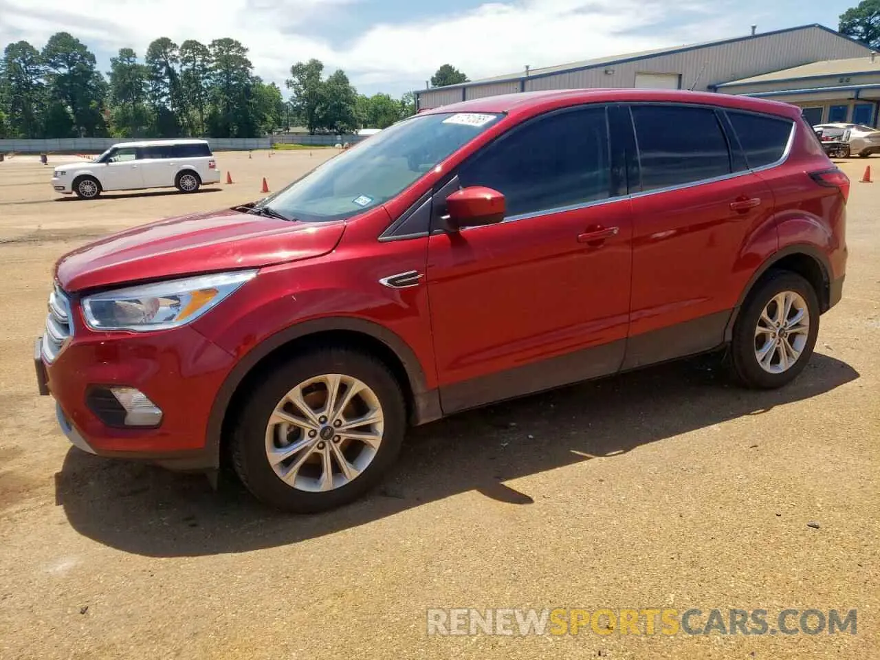 1 Photograph of a damaged car 1FMCU0GD8KUA81427 FORD ESCAPE 2019