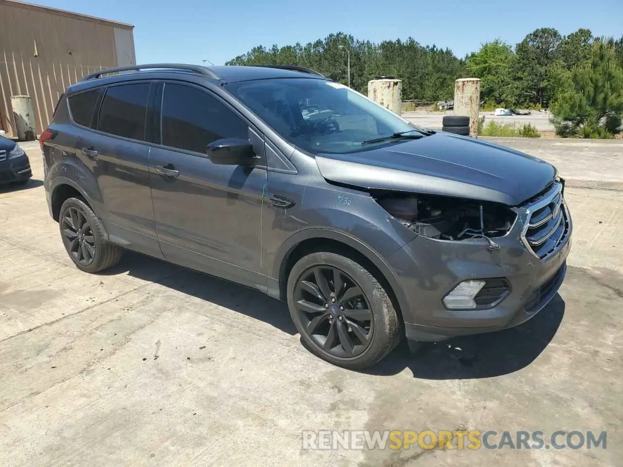 4 Photograph of a damaged car 1FMCU0GD8KUB09341 FORD ESCAPE 2019