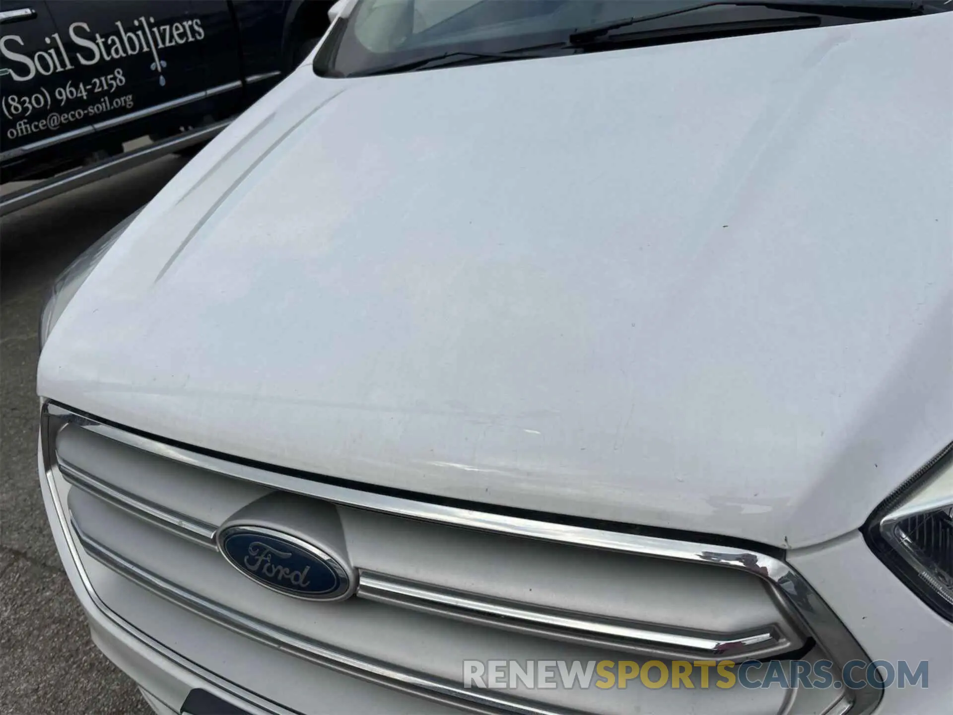 10 Photograph of a damaged car 1FMCU0GD8KUB65862 FORD ESCAPE 2019