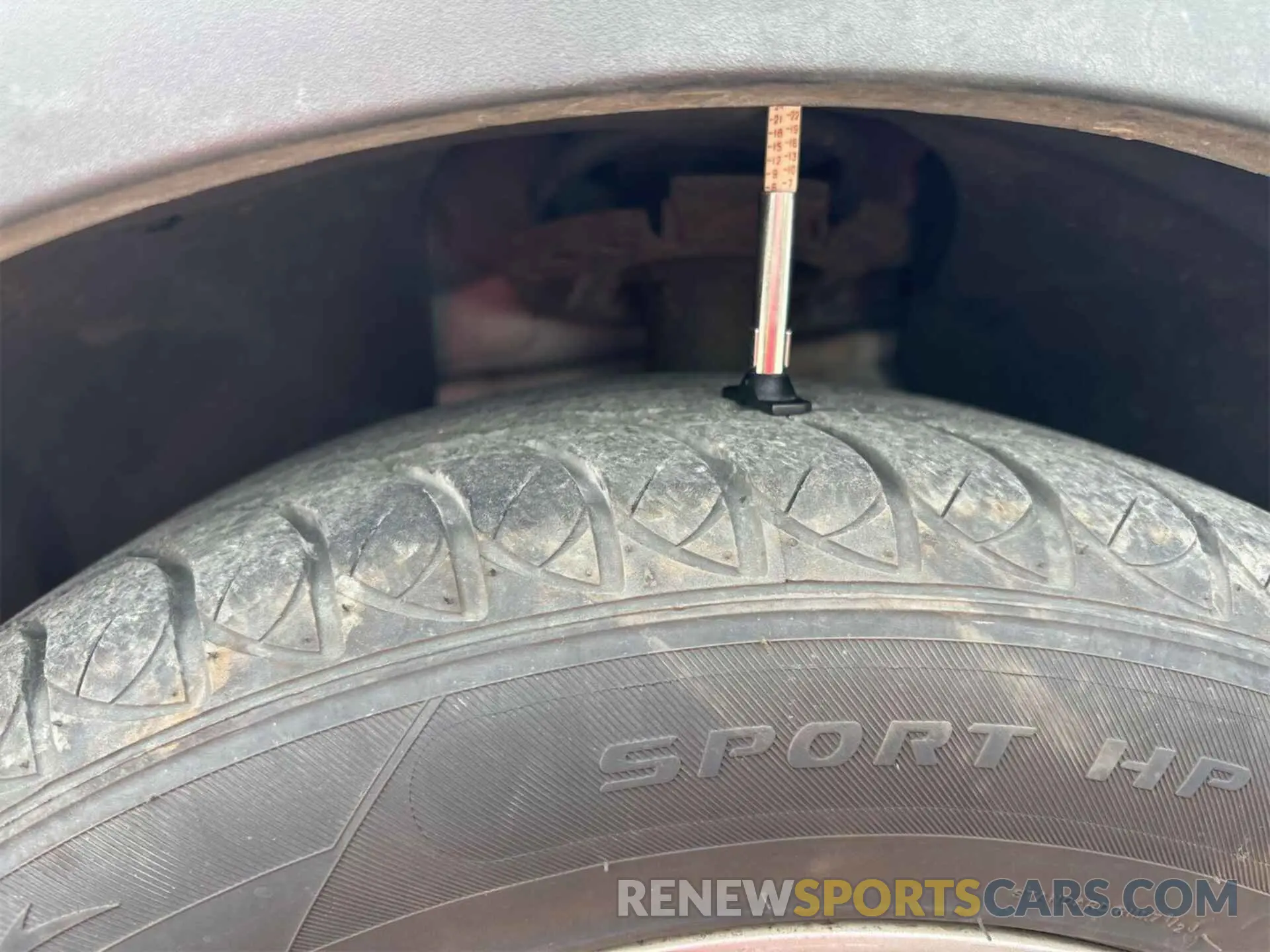 14 Photograph of a damaged car 1FMCU0GD8KUB65862 FORD ESCAPE 2019