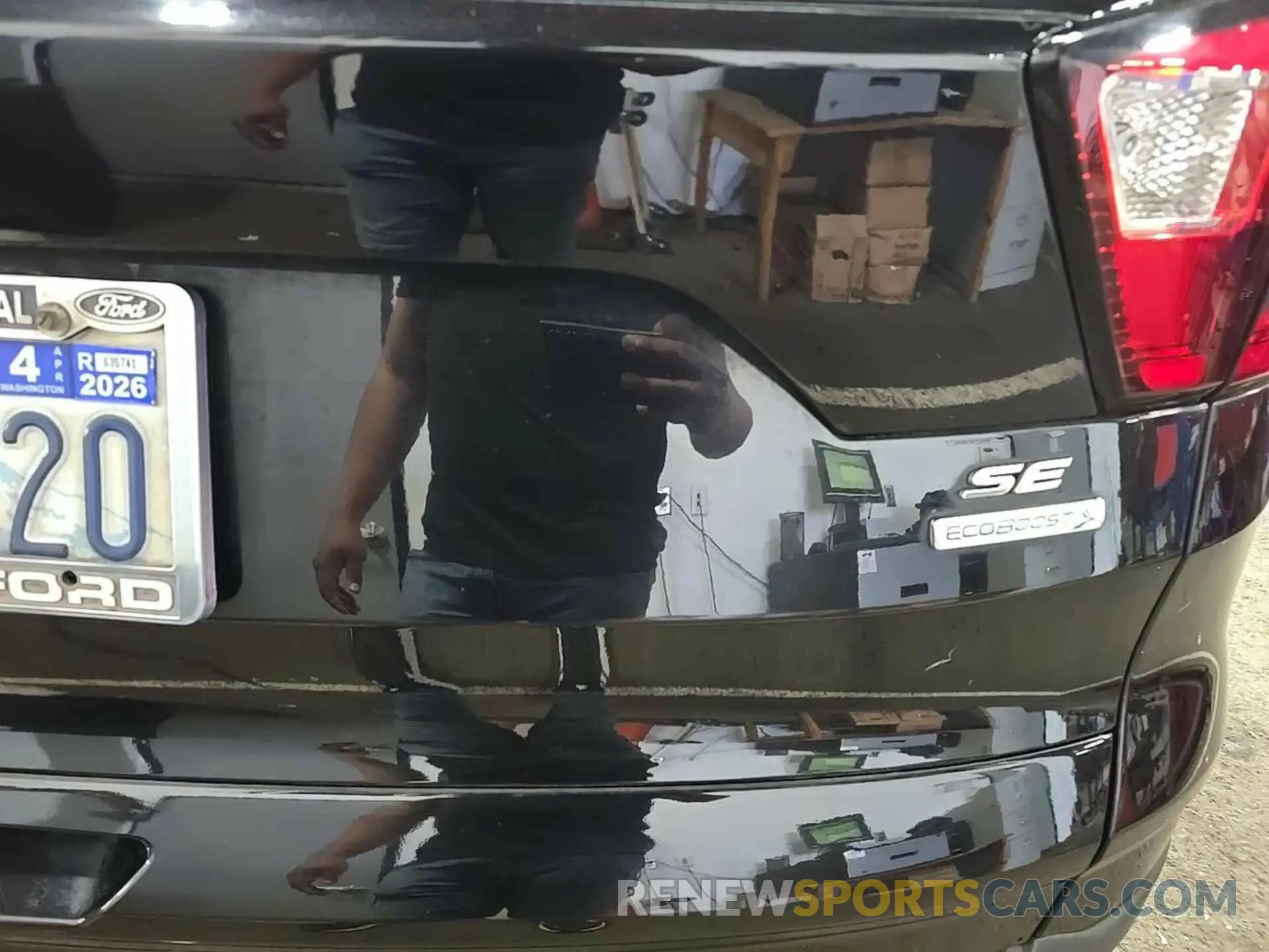 9 Photograph of a damaged car 1FMCU0GD8KUB82550 FORD ESCAPE 2019
