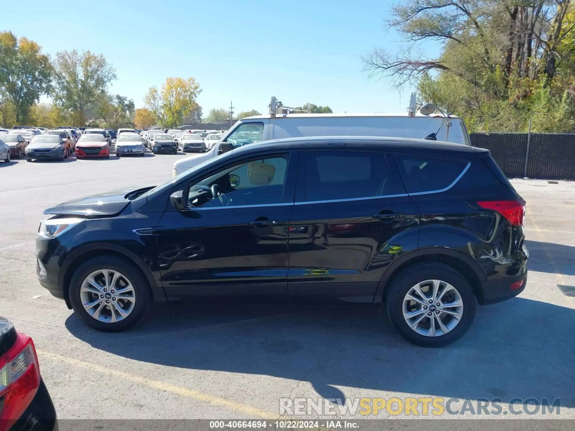 14 Photograph of a damaged car 1FMCU0GD8KUC06314 FORD ESCAPE 2019