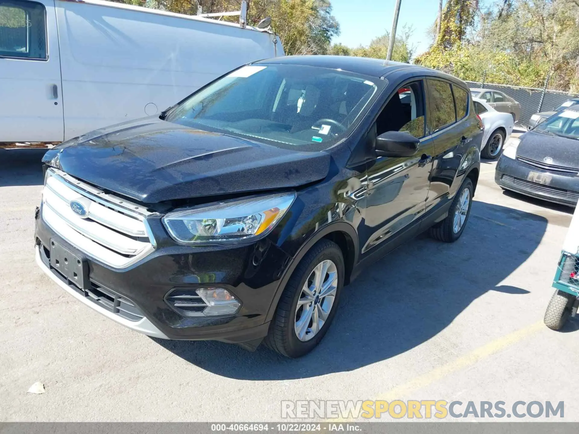 2 Photograph of a damaged car 1FMCU0GD8KUC06314 FORD ESCAPE 2019