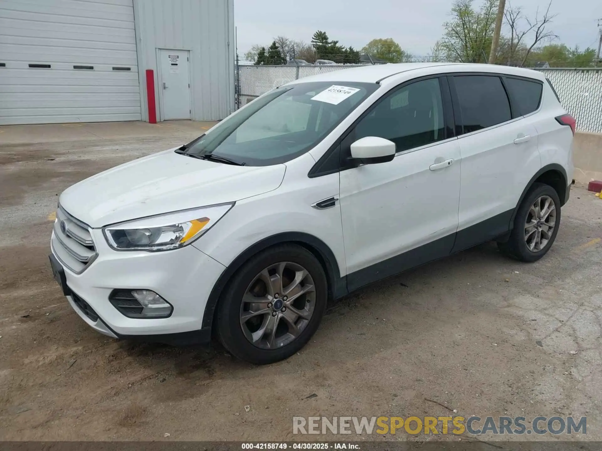 2 Photograph of a damaged car 1FMCU0GD8KUC35683 FORD ESCAPE 2019