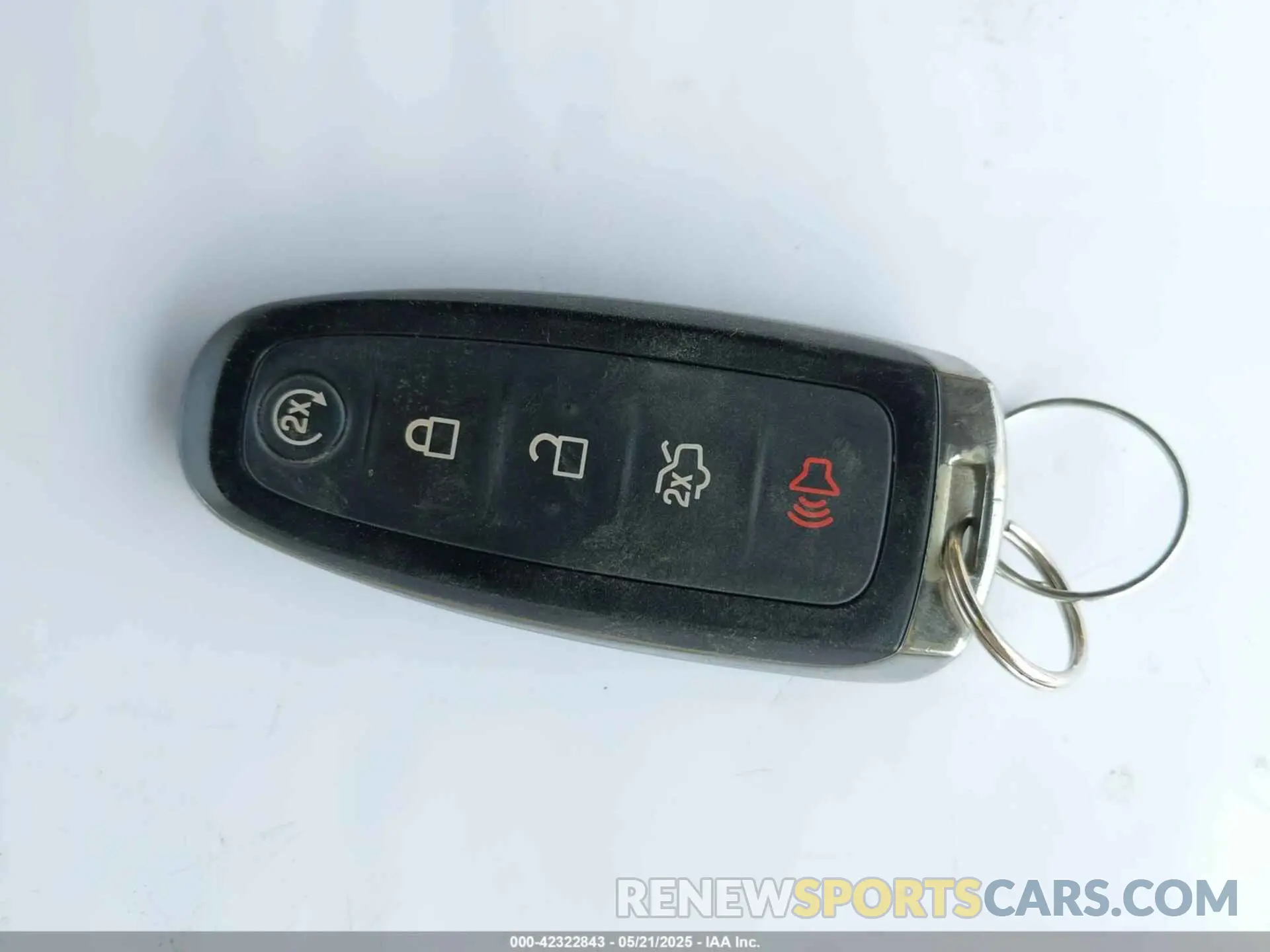 11 Photograph of a damaged car 1FMCU0GD8KUC52290 FORD ESCAPE 2019