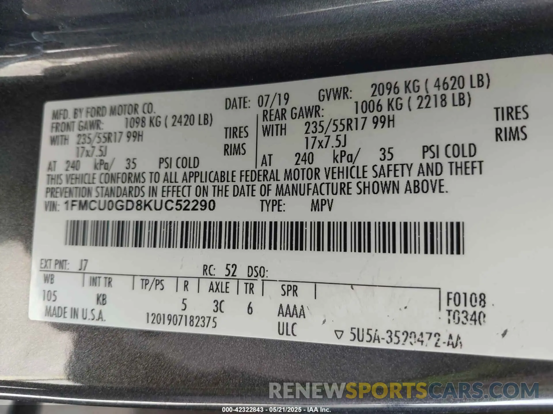 9 Photograph of a damaged car 1FMCU0GD8KUC52290 FORD ESCAPE 2019
