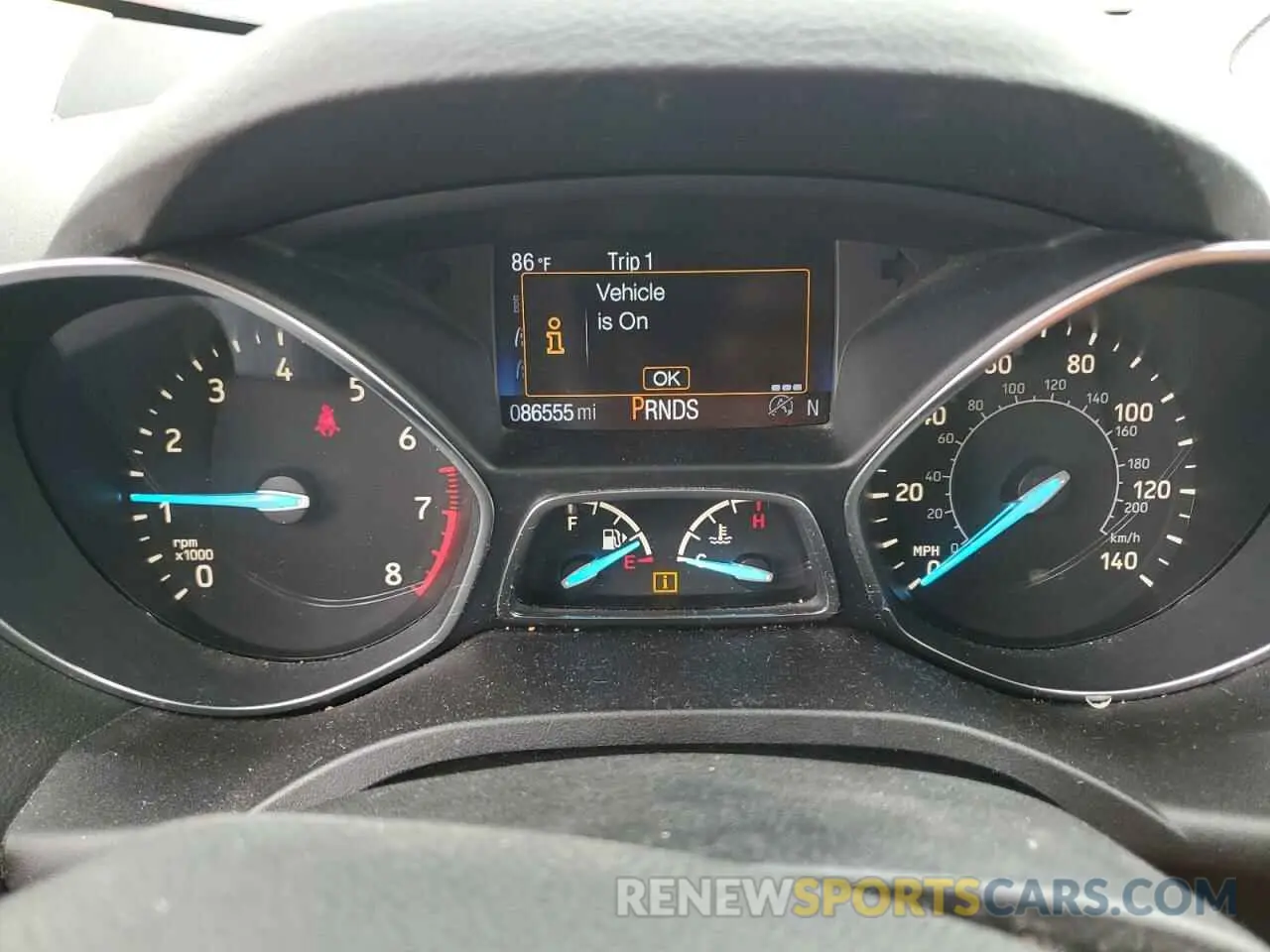 9 Photograph of a damaged car 1FMCU0GD9KUA04825 FORD ESCAPE 2019