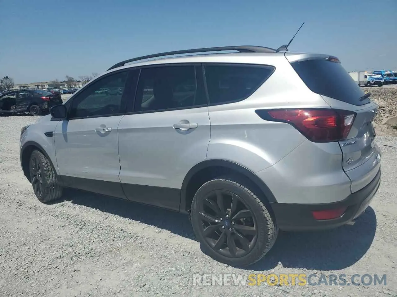 2 Photograph of a damaged car 1FMCU0GD9KUA30082 FORD ESCAPE 2019