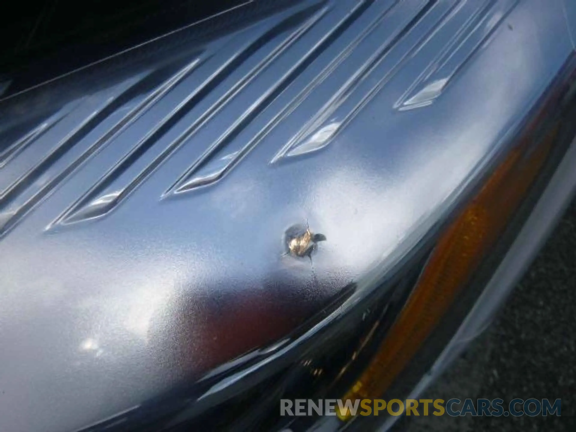 10 Photograph of a damaged car 1FMCU0GD9KUB82377 FORD ESCAPE 2019