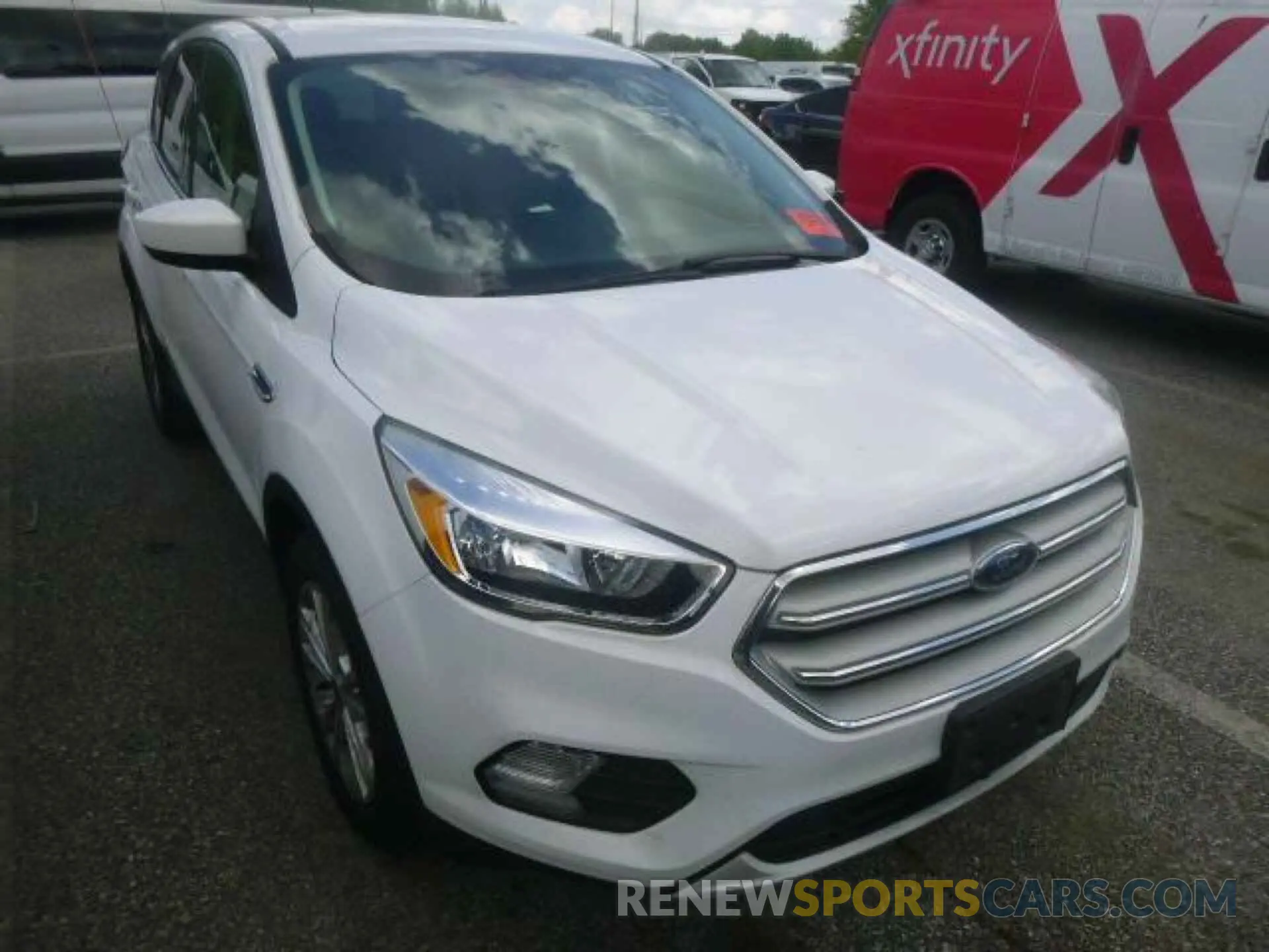 16 Photograph of a damaged car 1FMCU0GD9KUB82377 FORD ESCAPE 2019