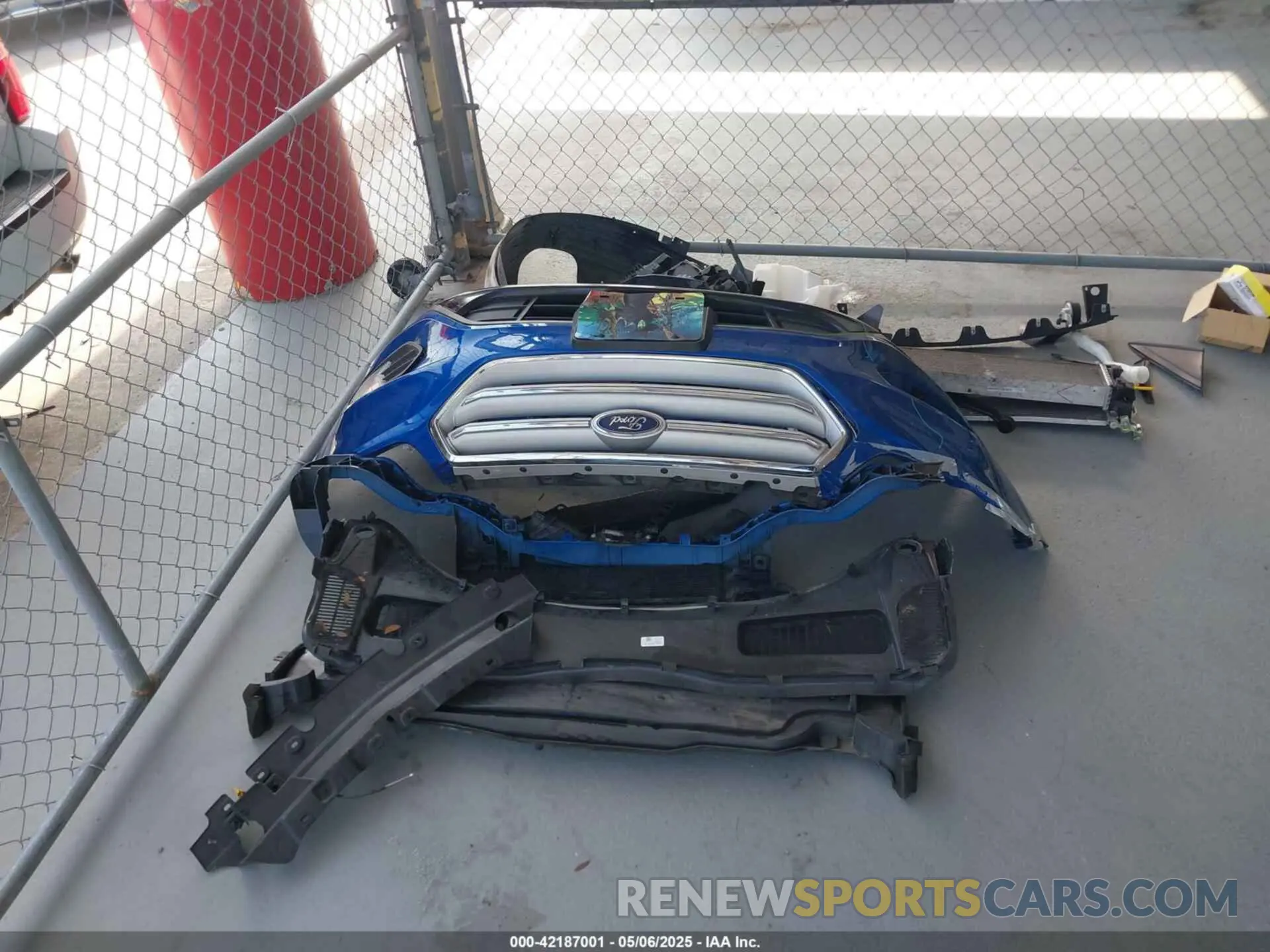 12 Photograph of a damaged car 1FMCU0GD9KUB84873 FORD ESCAPE 2019
