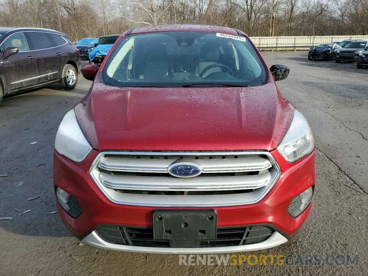 5 Photograph of a damaged car 1FMCU0GD9KUC49057 FORD ESCAPE 2019