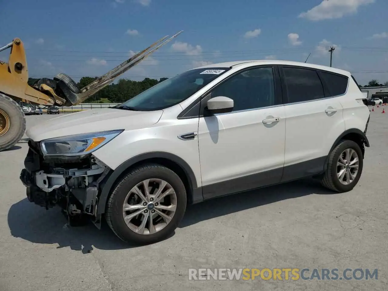 1 Photograph of a damaged car 1FMCU0GDXKUA11928 FORD ESCAPE 2019