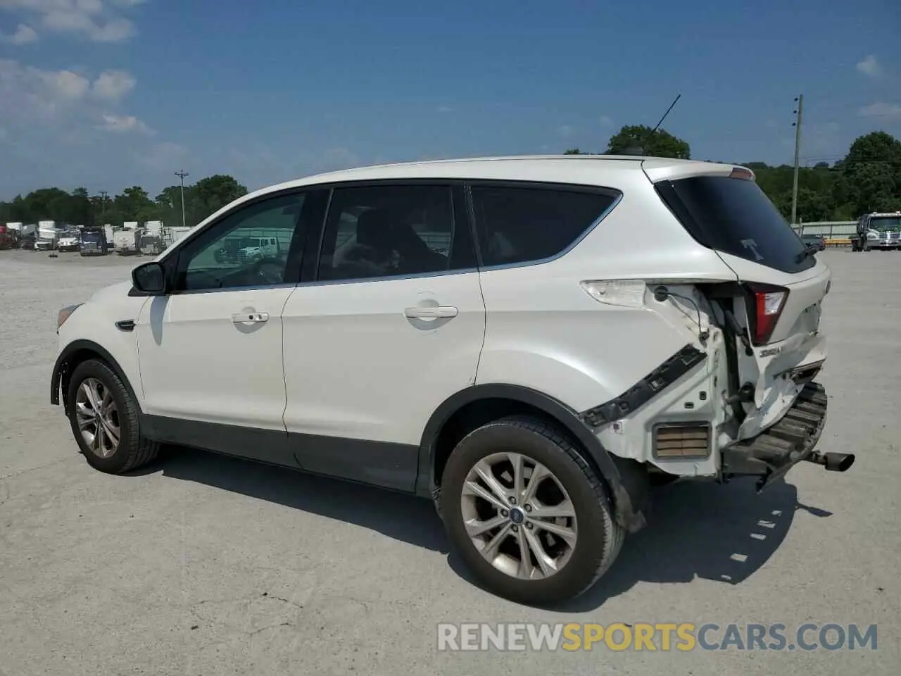 2 Photograph of a damaged car 1FMCU0GDXKUA11928 FORD ESCAPE 2019