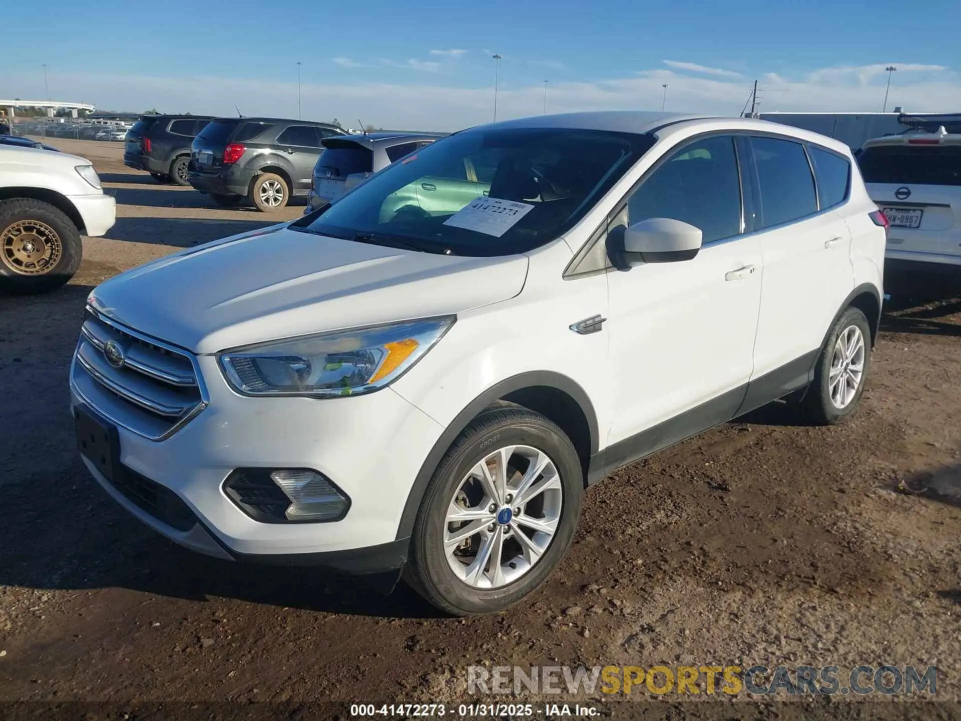 2 Photograph of a damaged car 1FMCU0GDXKUA34142 FORD ESCAPE 2019