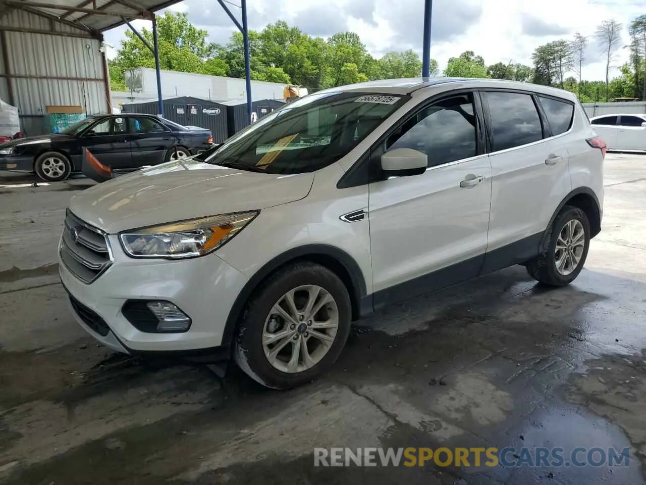 1 Photograph of a damaged car 1FMCU0GDXKUA49708 FORD ESCAPE 2019