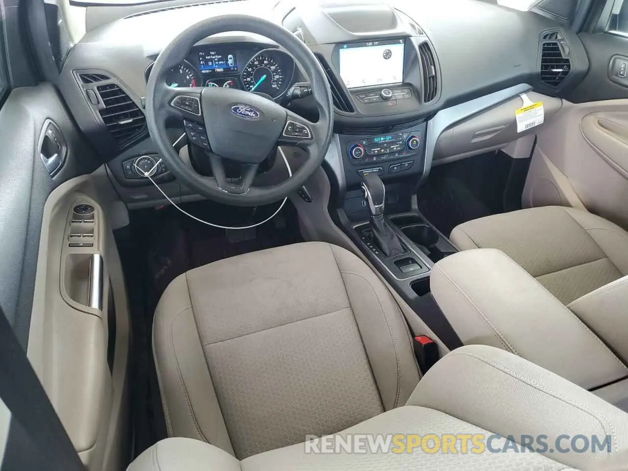 8 Photograph of a damaged car 1FMCU0GDXKUA49708 FORD ESCAPE 2019