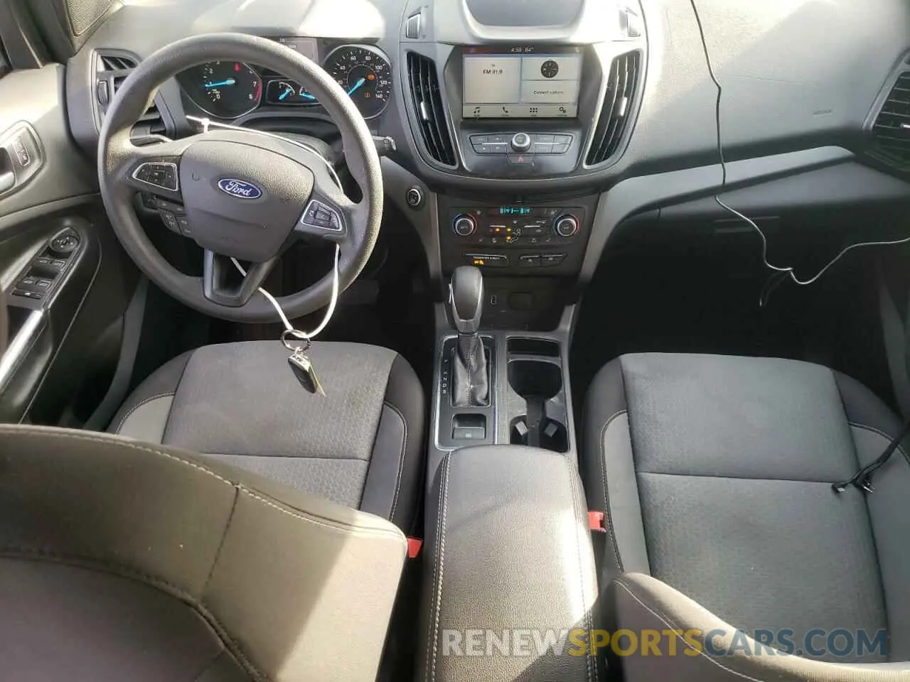 8 Photograph of a damaged car 1FMCU0GDXKUA59459 FORD ESCAPE 2019