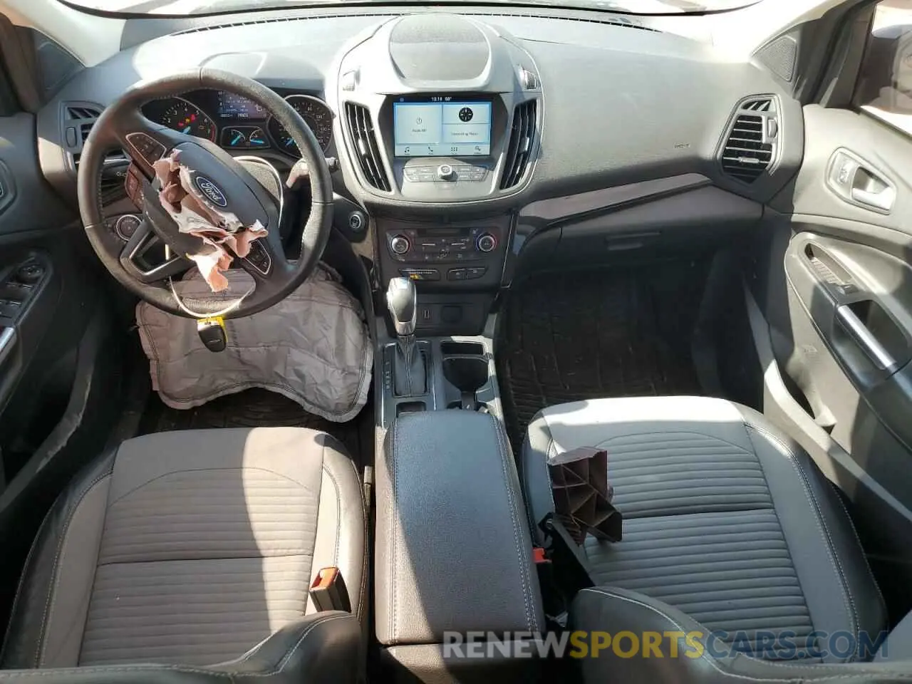 8 Photograph of a damaged car 1FMCU0GDXKUC52985 FORD ESCAPE 2019