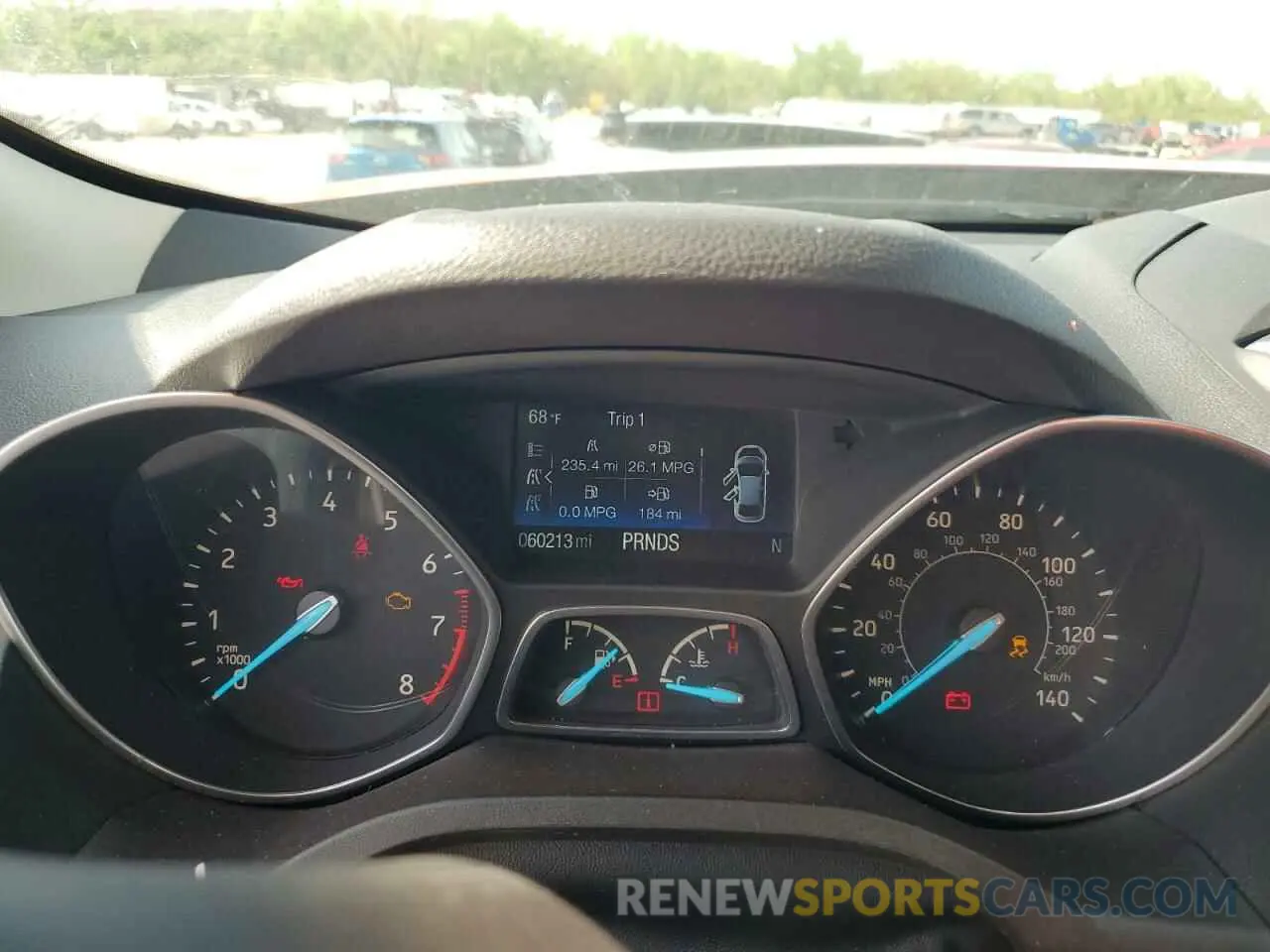9 Photograph of a damaged car 1FMCU0GDXKUC52985 FORD ESCAPE 2019